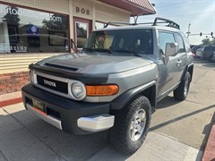 A 2010 Toyota Fj Cruiser BASE