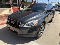 A 2013 Volvo XC60 T6
