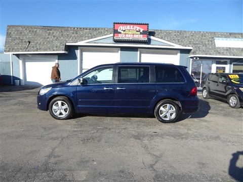 2014 Volkswagen Routan SEL Premium
