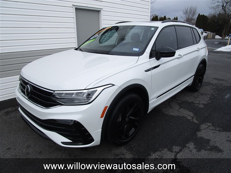 2024 Volkswagen Tiguan SE R-LINE BLACK