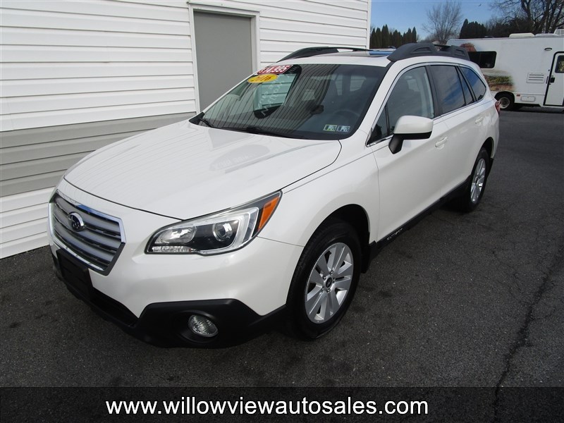 2016 Subaru Outback Premium's photo