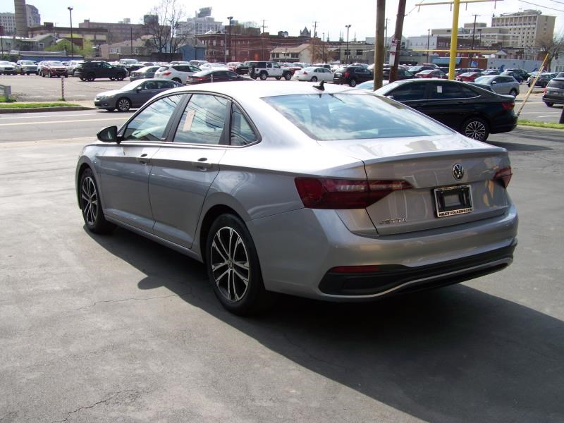 2024 Volkswagen Jetta Sport - Photo 12