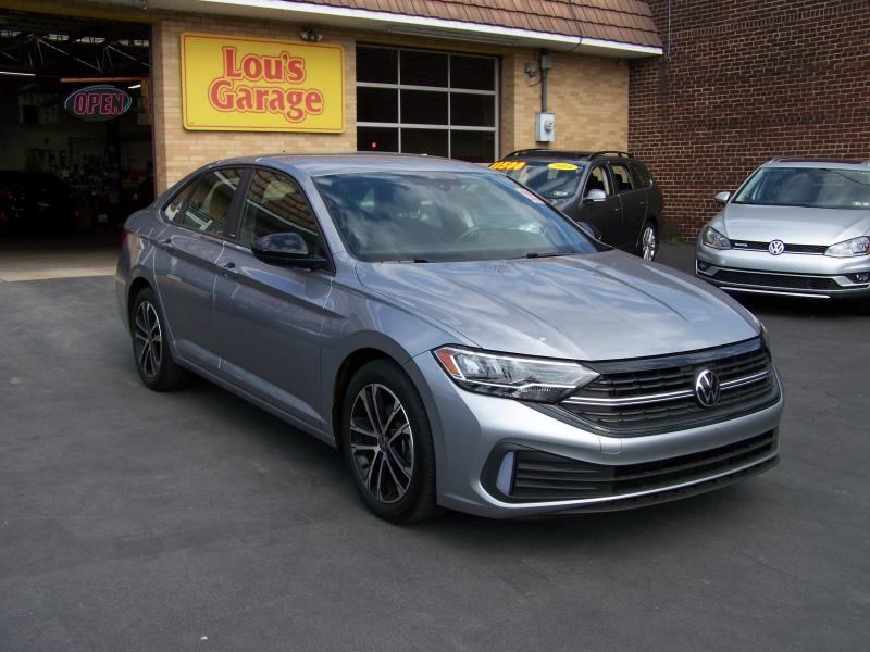 2024 Volkswagen Jetta Sport - Photo 3