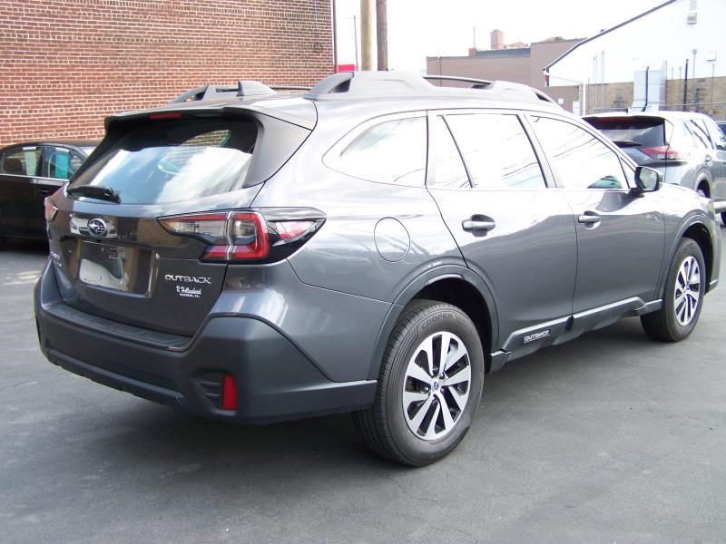 2022 Subaru Outback Base - Photo 11