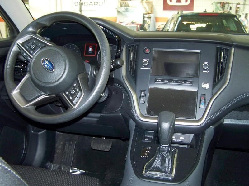 2022 Subaru Outback Base - Photo 7