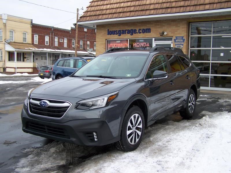 2021 Subaru Outback Premium's photo